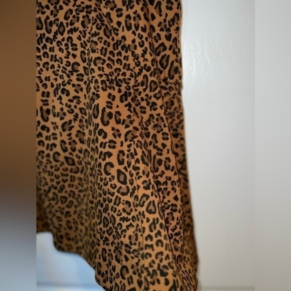 The limited mini leopard skirt - size medium - Picture 4 of 13
